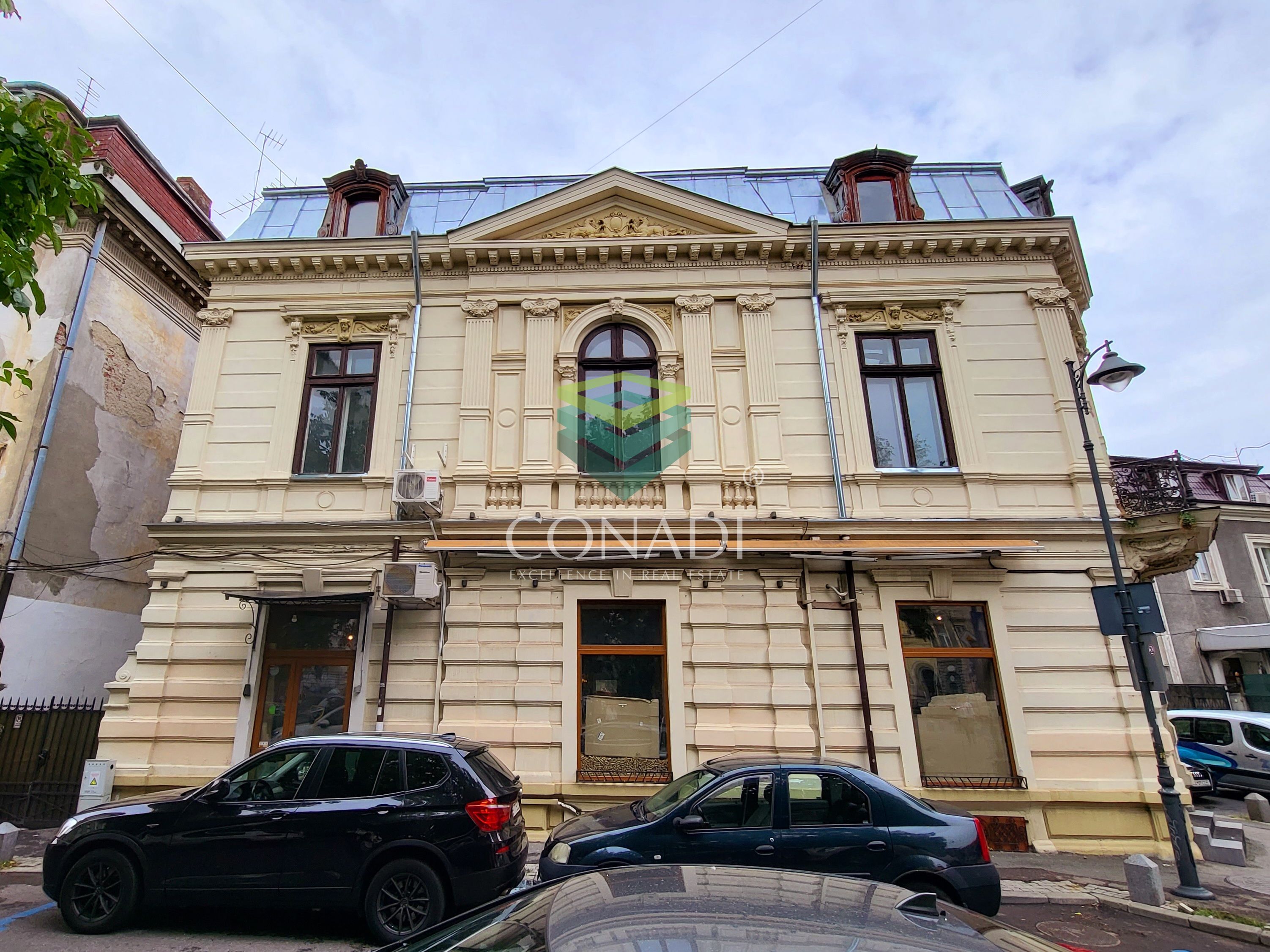 Casa Urseanu - Piata C.A Rosetti , imobil monument istoric -de vanzare